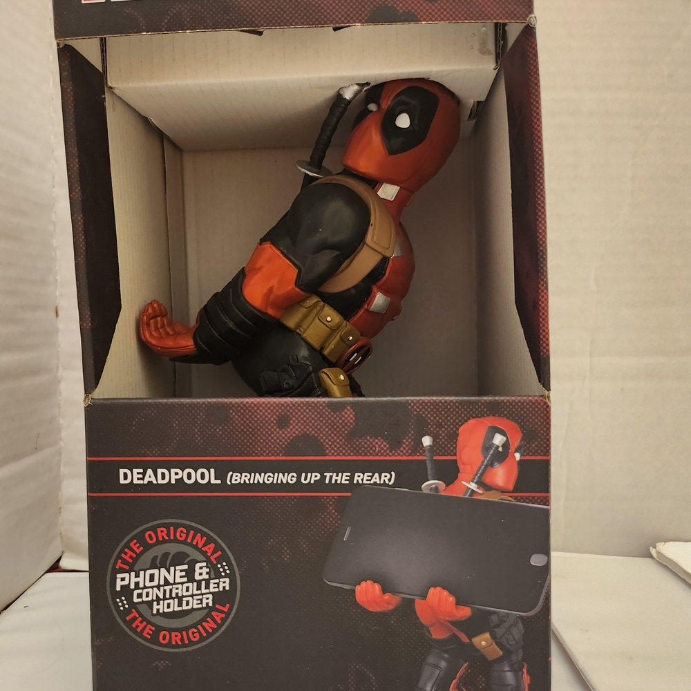 Marvel Deadpool Bringing Up The Rear Phone and Controller Holder - Red and Black